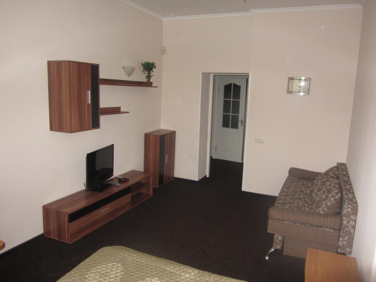 Park Hotel Kiev Extérieur photo