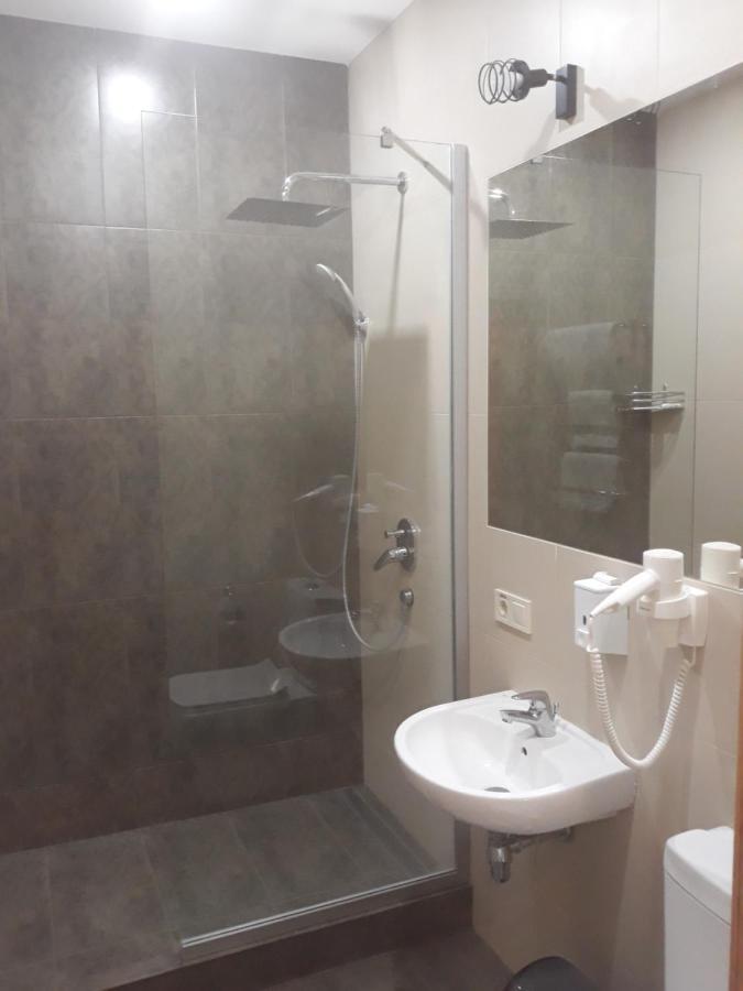 Park Hotel Kiev Extérieur photo